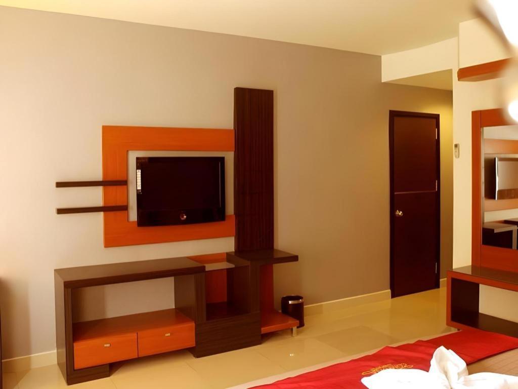 Travello Hotel מנאדו מראה חיצוני תמונה