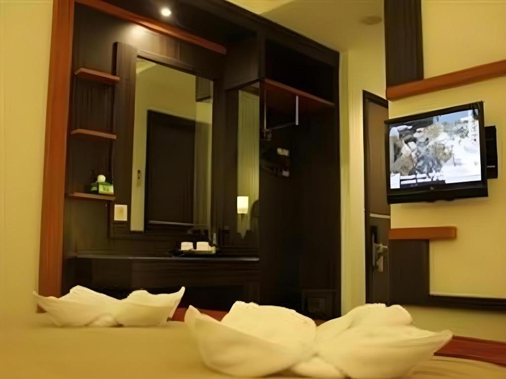 Travello Hotel מנאדו מראה חיצוני תמונה