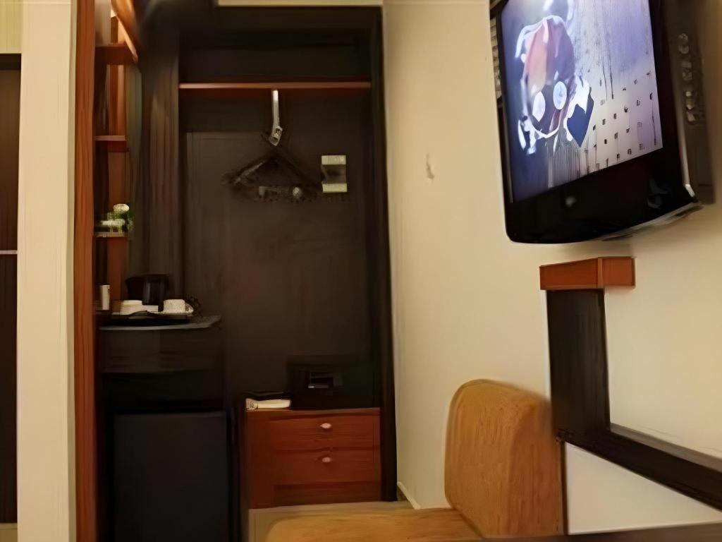 Travello Hotel מנאדו מראה חיצוני תמונה
