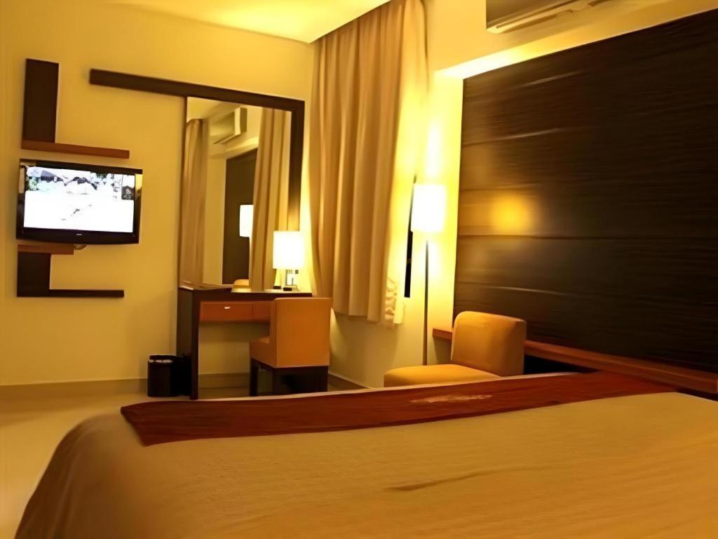 Travello Hotel מנאדו מראה חיצוני תמונה