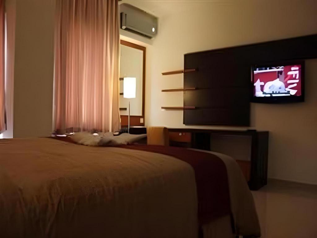 Travello Hotel מנאדו מראה חיצוני תמונה