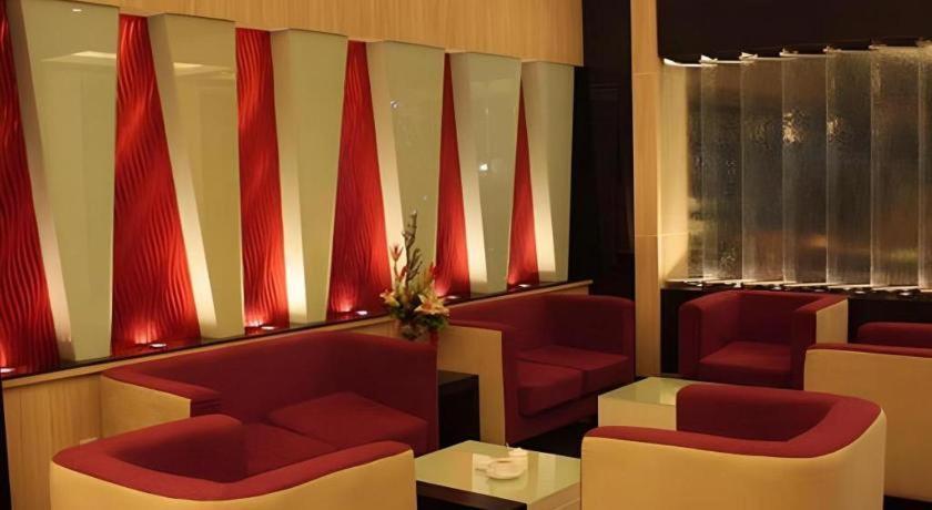 Travello Hotel מנאדו מראה חיצוני תמונה