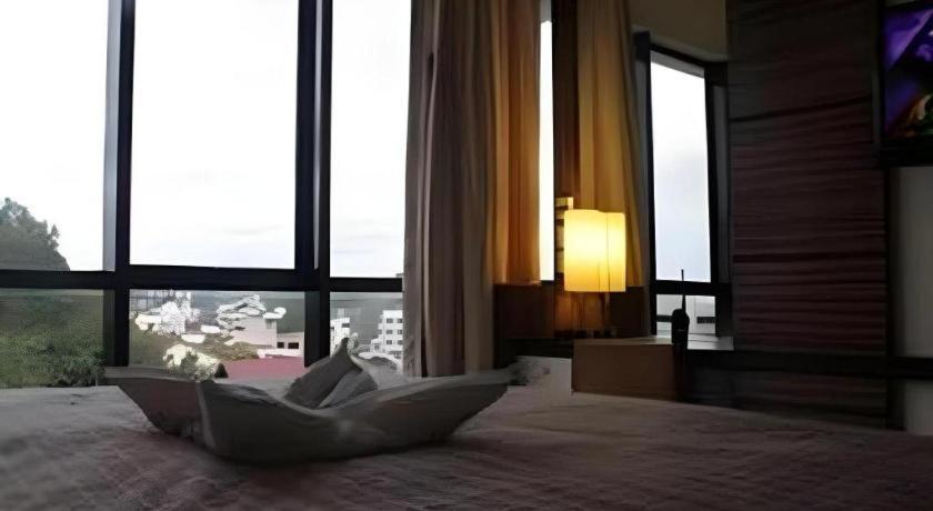 Travello Hotel מנאדו מראה חיצוני תמונה
